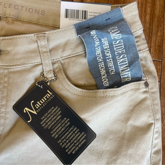 NATURAL REFLECTIONS Women’s Campside Safari Tan Soft Stretch Capri Pants Size 10 - Picture 2 of 9